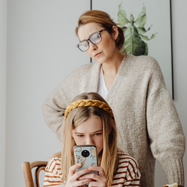 Ergenlerde dikkat eksikliği